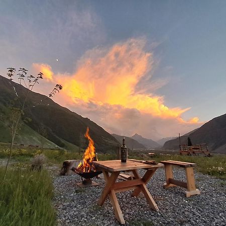 Kazbegi Spa Resort Cottages Экстерьер фото