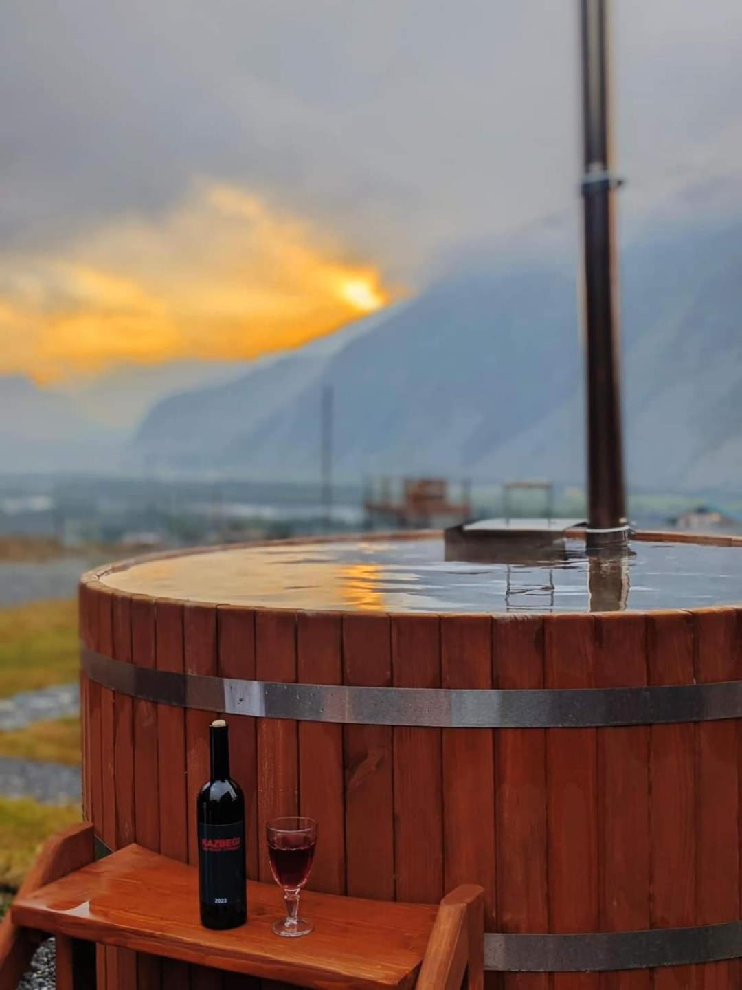 Kazbegi Spa Resort Cottages Экстерьер фото