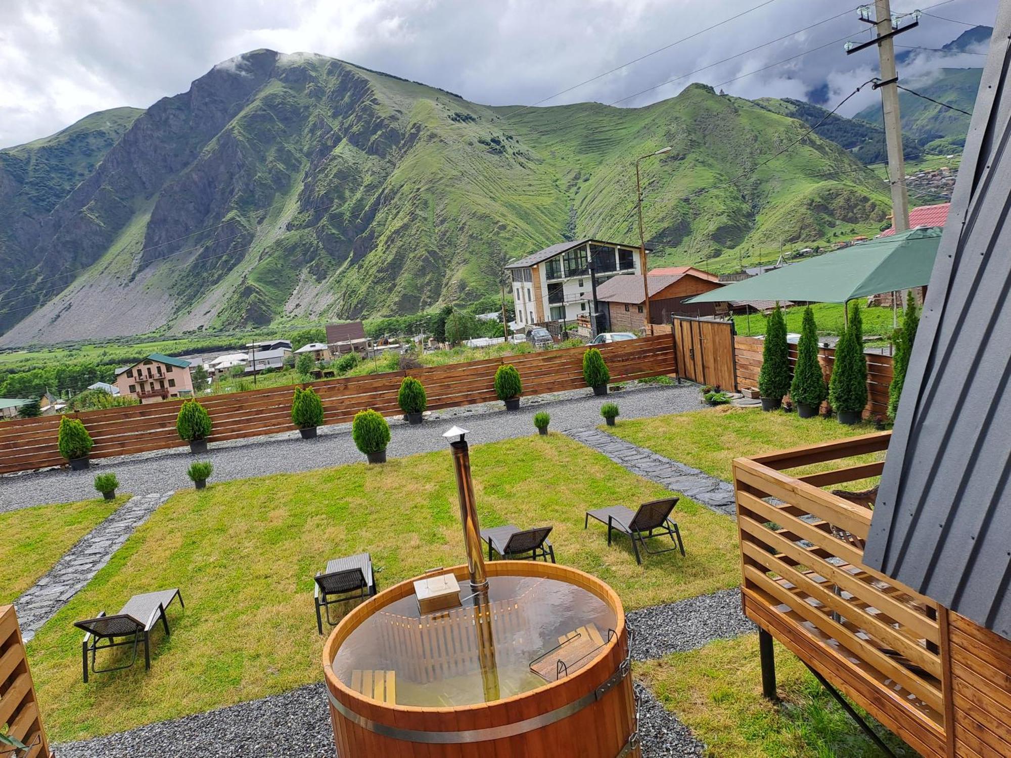 Kazbegi Spa Resort Cottages Экстерьер фото