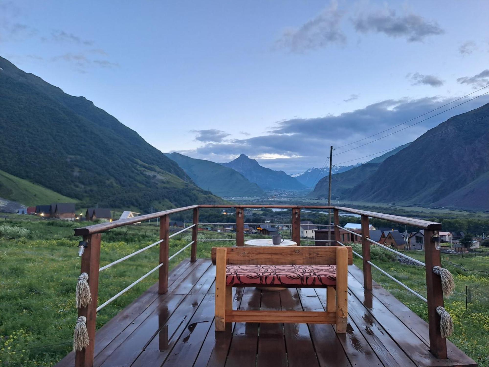 Kazbegi Spa Resort Cottages Экстерьер фото