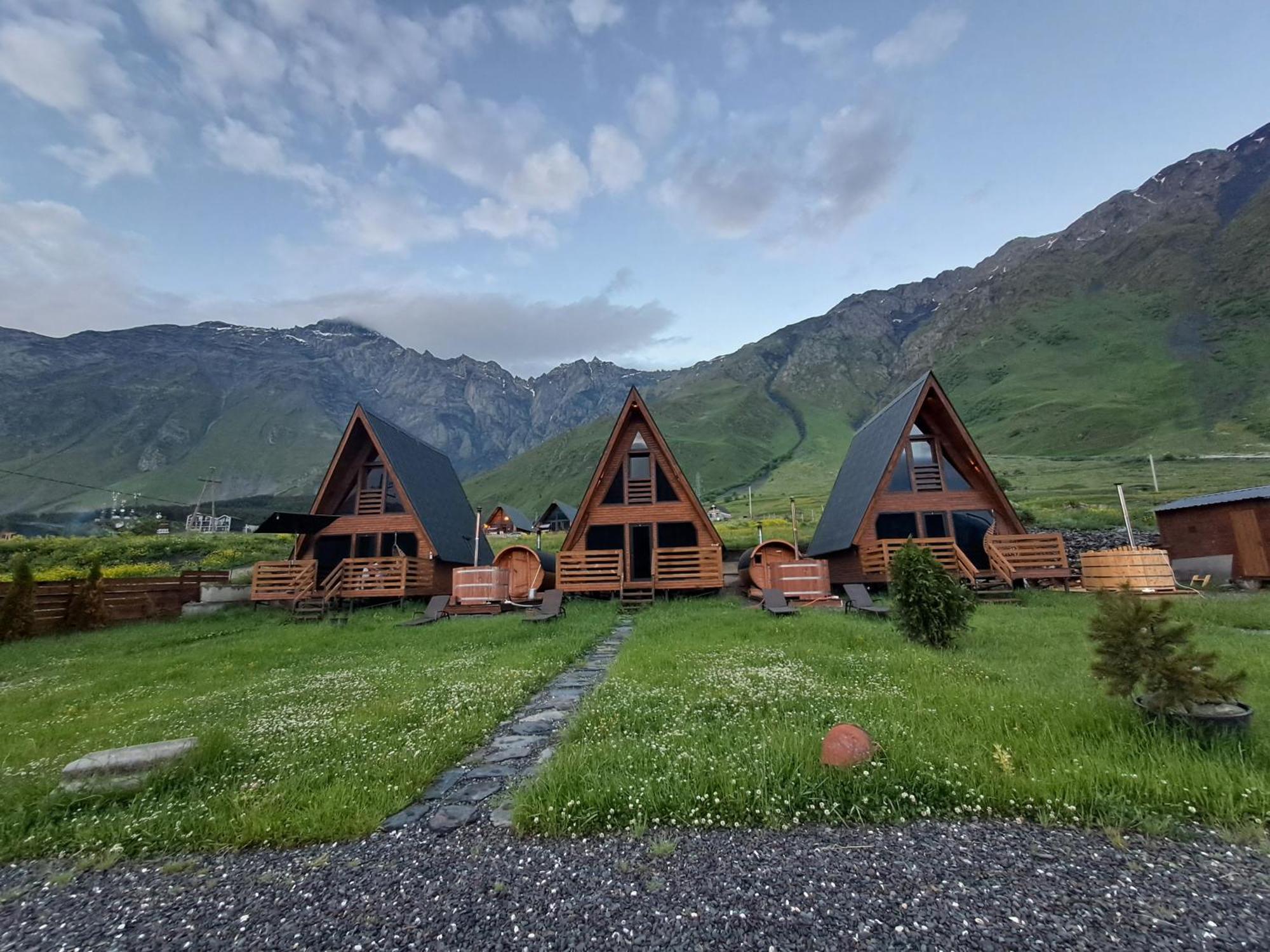 Kazbegi Spa Resort Cottages Экстерьер фото